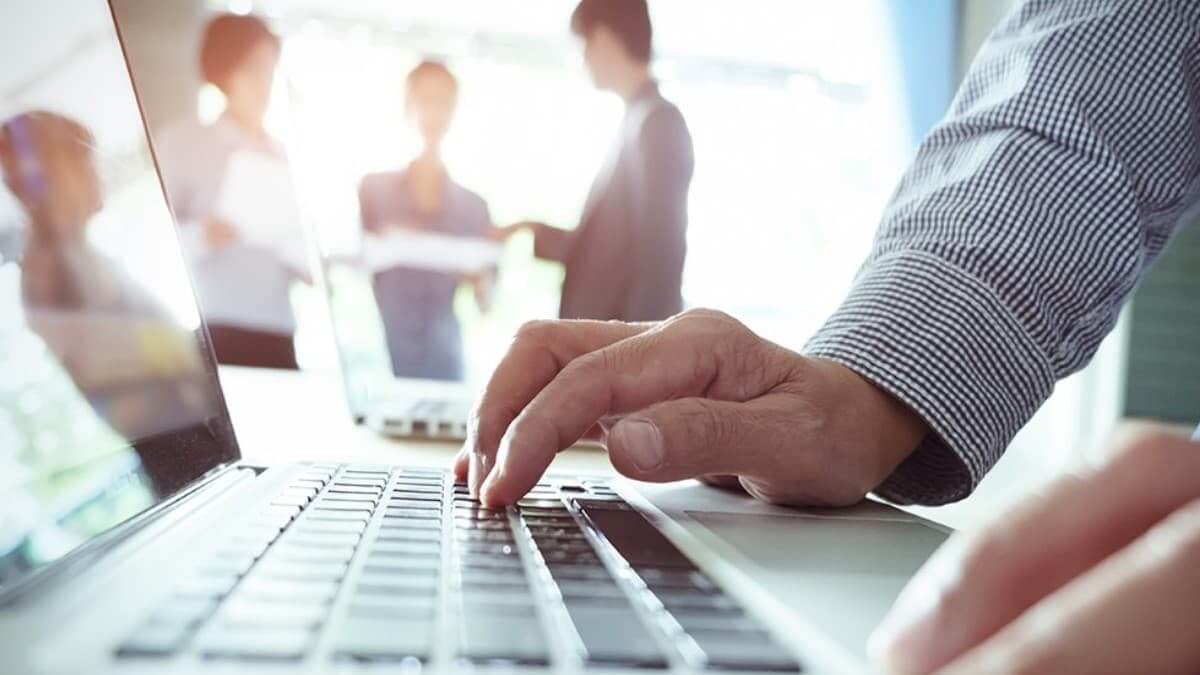 IRS Monitoring Bank Accounts Over $600